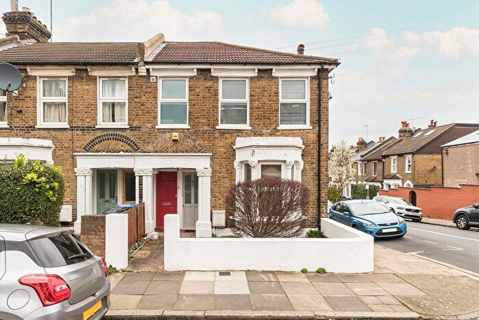 2 Bedroom Flat To Rent In Gurdon Road, Charlton, SE7