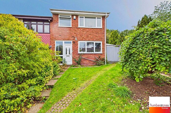 3 Bedroom End Of Terrace House For Sale In The Knoll, Bartley Green, B32