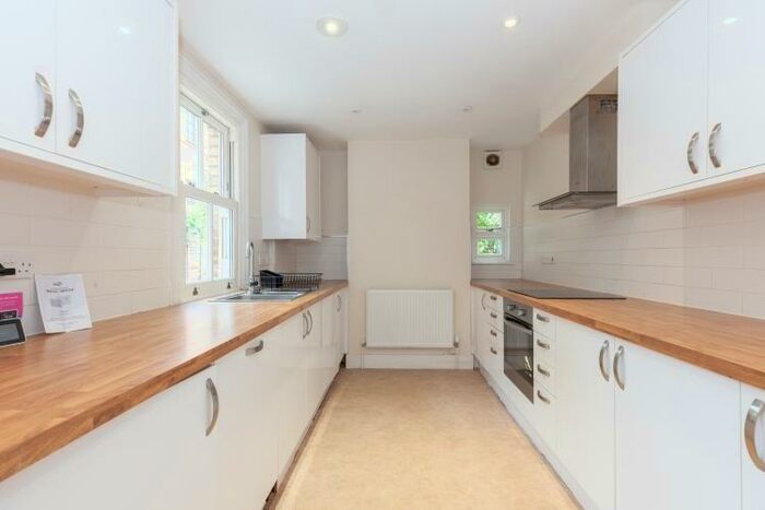 5 Bedroom Terraced House To Rent In Cowley Road, Oxford, OX4
