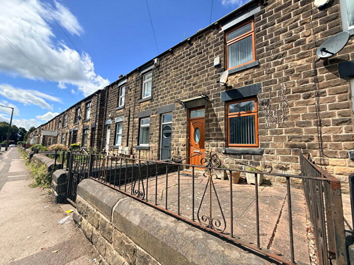 2 Bedroom Terraced House For Sale In Pontefract Road, Cudworth, Barnsley, S72