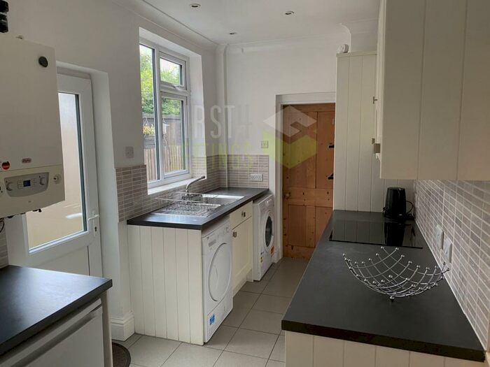 4 Bedroom Terraced House To Rent In Pope Street, Leicester, LE2