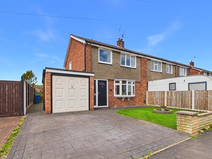 3 Bedroom Semi-Detached House For Sale In Moor End, Spondon, DE21