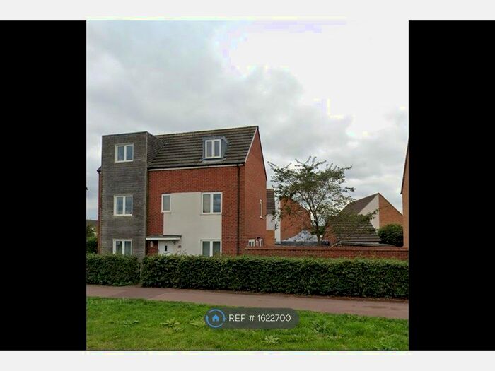 4 Bedroom Detached House To Rent In Newport Road, Milton Keynes, MK10