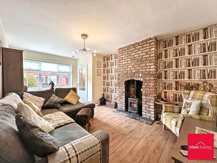 3 Bedroom Semi-detached House For Sale In Elsinore Avenue, Irlam, M44