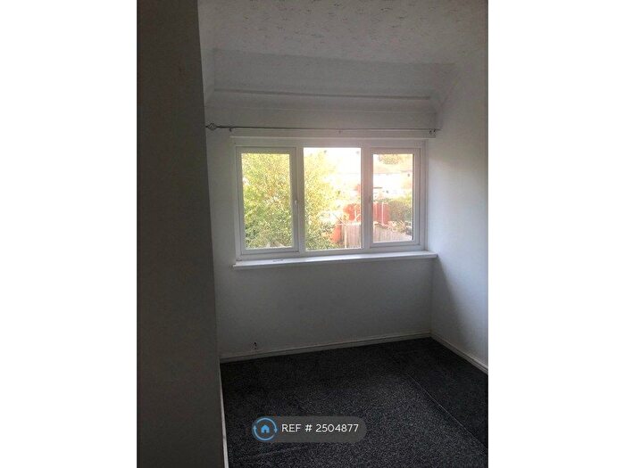 3 Bedroom End Terrace House To Rent In Wash Lane, Birmingham, B25