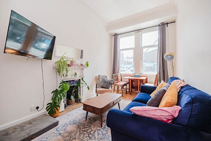 2 Bedroom Flat To Rent In Dalmeny Street, Edinburgh, EH6