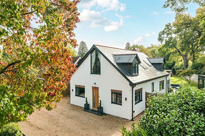 4 Bedroom Property For Sale In Burford Lea, Elstead, Godalming, GU8