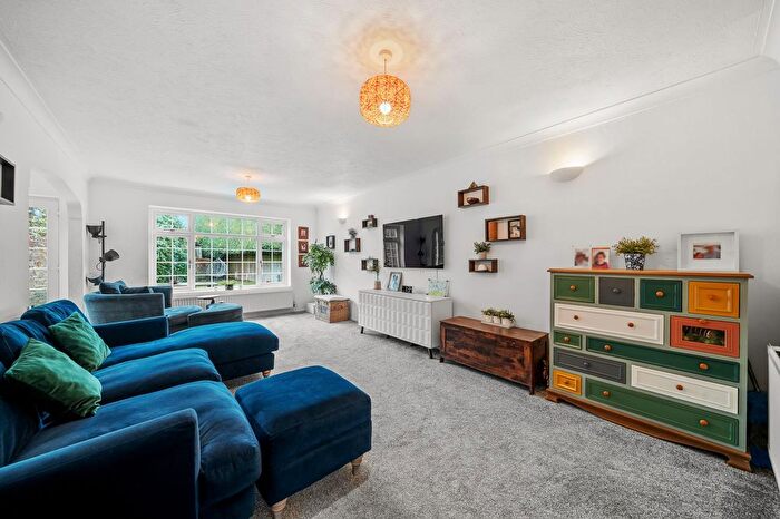 4 Bedroom Detached House For Sale In Bullers Wood Drive, Chislehurst, BR7