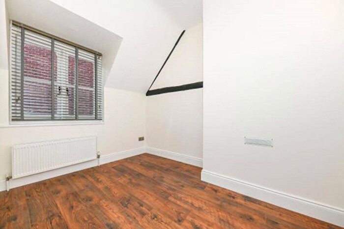 2 Bedroom Apartment To Rent In Park Street, Guildford, GU1