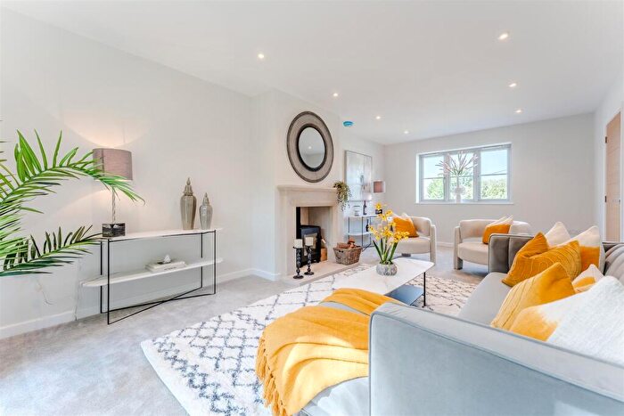 3 Bedroom Link Detached House For Sale In Stoke House, Bridgedale Rise, Medbourne, LE16