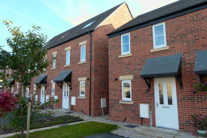 2 Bedroom Semi-Detached House To Rent In Booth Gardens, Lancaster, LA1