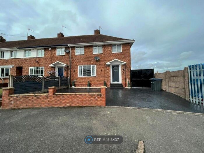 3 Bedroom Semi-Detached House To Rent In Hadland Road, Birmingham, B33