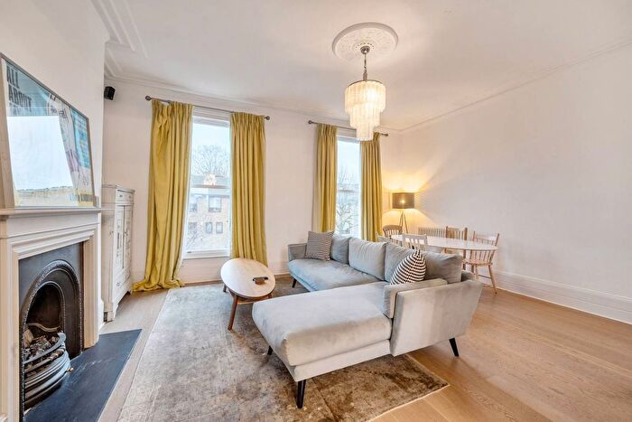 3 Bedroom Maisonette To Rent In Walterton Road, Maida Vale, London, W9