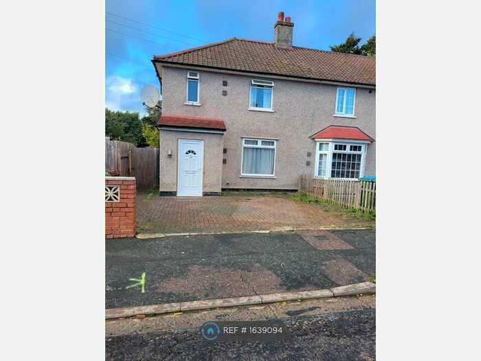 3 Bedroom Semi-Detached House To Rent In Topley Street, London, SE9