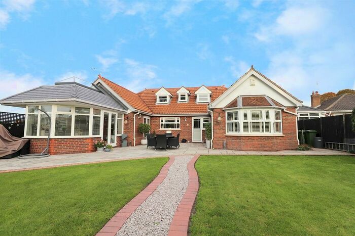 5 Bedroom Detached House For Sale In Westgate, Scotton, DN21