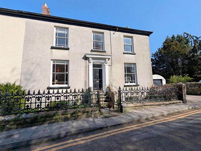 6 Bedroom End Of Terrace House For Sale In Church Road, Llansteffan, Carmarthen, SA33
