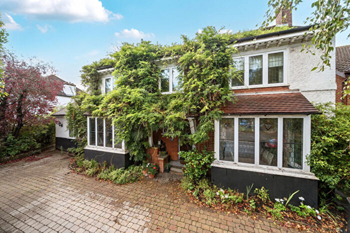 5 Bedroom Detached House For Sale In Sevenoaks Road, Orpington, Kent, BR6