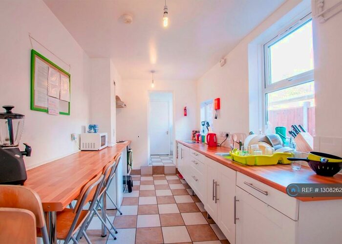 4 Bedroom Terraced House To Rent In Pybus Street, Derby, DE22