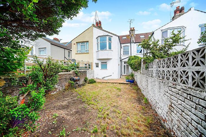 1 Bedroom Flat To Rent In Prinsep Road, Hove, East Sussex, BN3