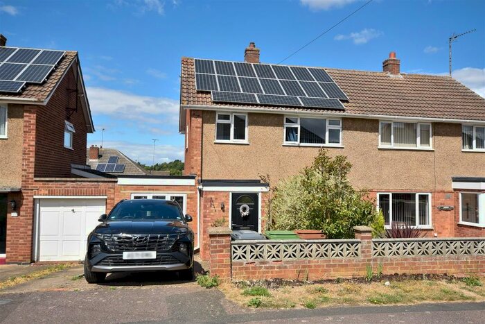 3 Bedroom Semi-detached House To Rent In Pearmain Avenue, Wellingborough, NN8