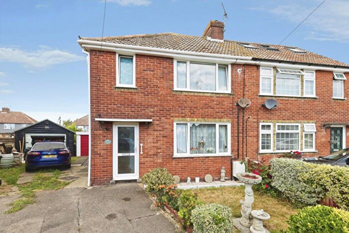 3 Bedroom Semi Detached House For Sale In Sheldon Close, Canterbury, Kent, CT3