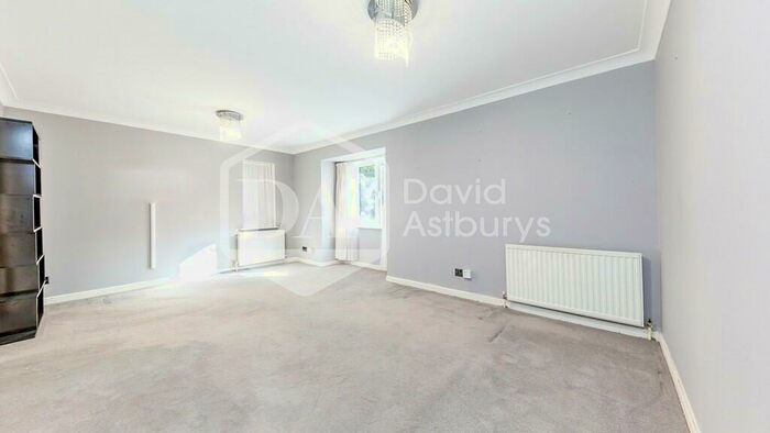 2 Bedroom Flat To Rent In Gloucester Road, New Barnet, Barnet, EN5