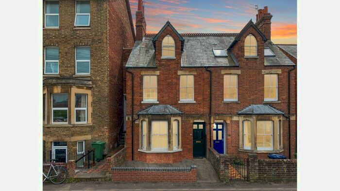 6 Bedroom Terraced House To Rent In James Street, Oxford, OX4