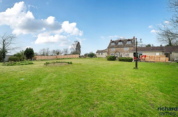 4 Bedroom Detached House For Sale In Royal Wootton Bassett, SN4