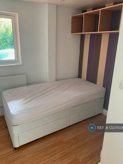 Studio To Rent In Milton Keynes, Milton Keynes, MK6
