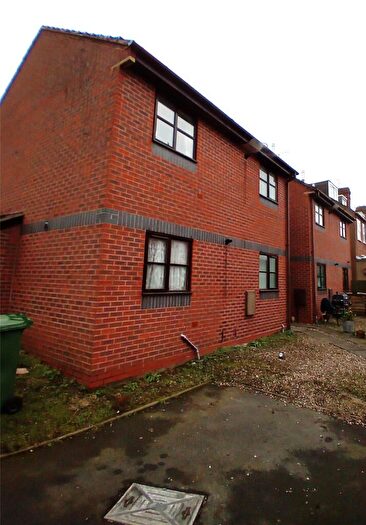 1 Bedroom Flat To Rent In Edward Square, Peel Street, Kidderminster, DY11