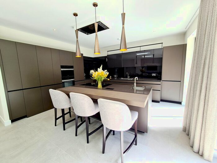 5 Bedroom Semi-Detached House To Rent In Ullswater Crescent, Richmond, SW15