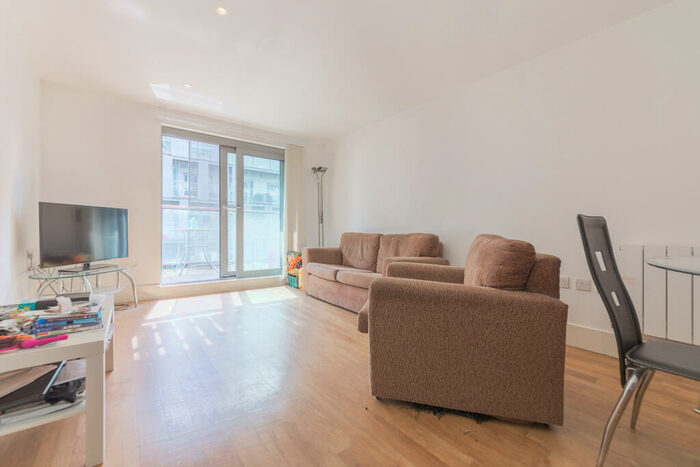 2 Bedroom Apartment To Rent In West Carriage House, Royal Carriage Mews, Royal Arsenal, London, SE18