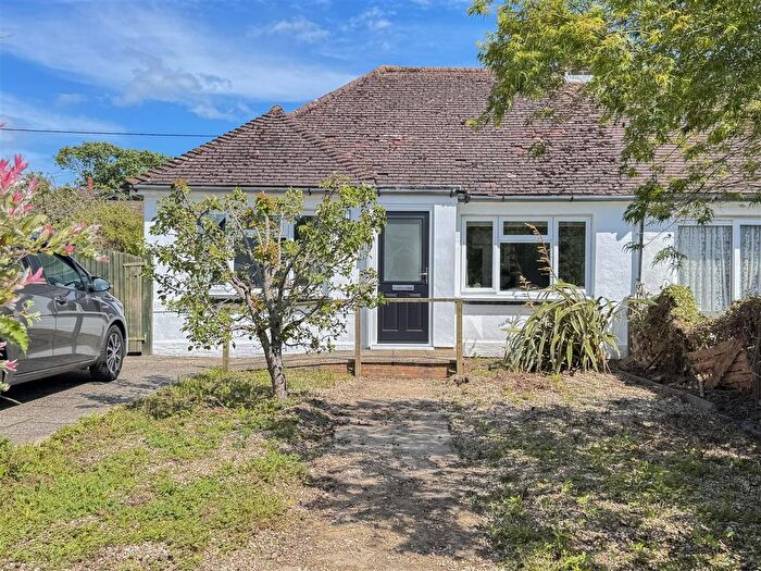 2 Bedroom Semi-Detached Bungalow For Sale In Western Avenue, Polegate, BN26