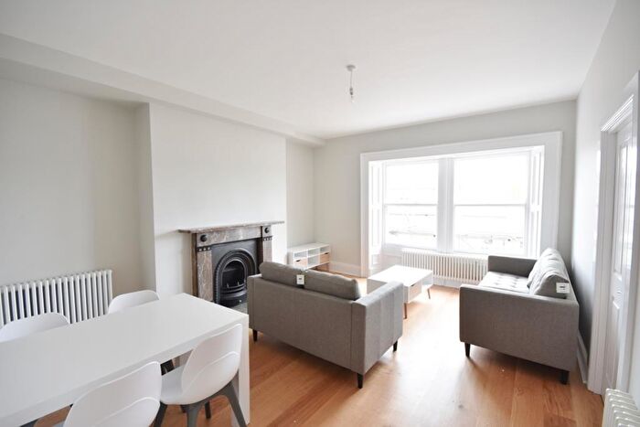 2 Bedroom Apartment To Rent In Portland Terrace, Jesmond, NE2