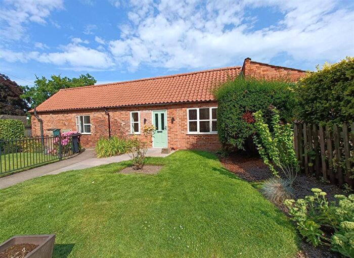 3 Bedroom Detached Bungalow To Rent In Brigg Road, South Kelsey, Market Rasen, LN7