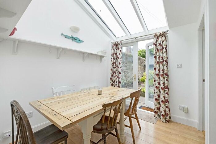 1 Bedroom Flat For Sale In A, Logies Lane, St. Andrews, KY16