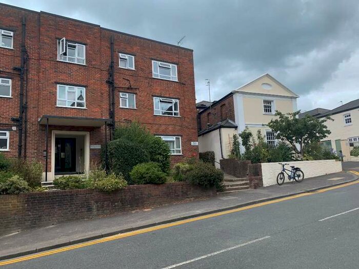 2 Bedroom Property To Rent In Grove Hill Road Tunbridge Wells, TN1