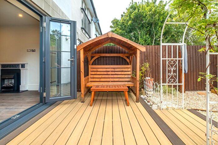 2 Bedroom End Of Terrace House To Rent In Mount Pleasant Avenue South, Weymouth, DT3