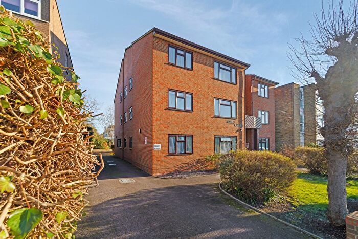 1 Bedroom Flat To Rent In Pepys Road, London, SW20