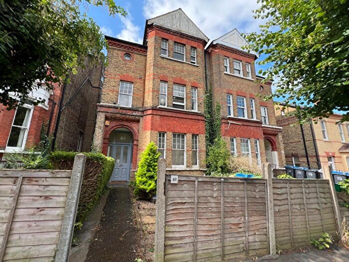1 Bedroom Flat To Rent In Birdhurst Rise, Croydon, London, CR2