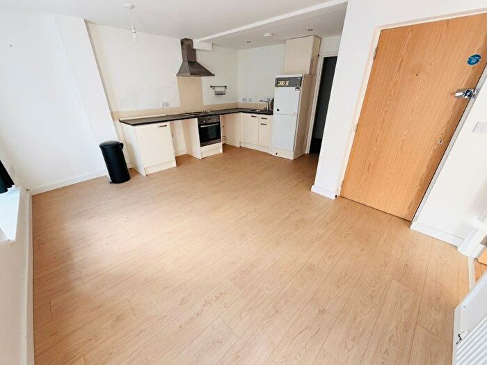 1 Bedroom Flat To Rent In High Street, Bromsgrove, B61