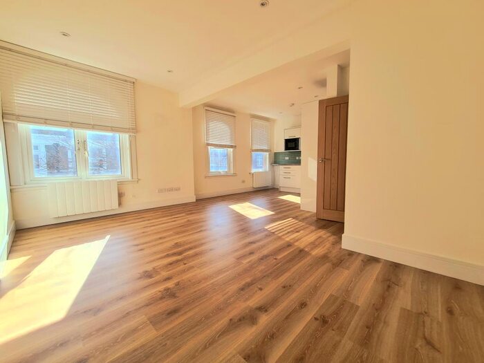 1 Bedroom Apartment To Rent In Murrays Yard, Woolwich, SE18