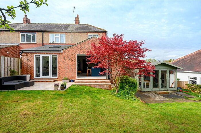 3 Bedroom Semi-Detached House For Sale In Keswick Lane, Bardsey, LS17