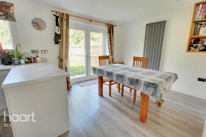 5 Bedroom Detached House For Sale In Harvest Way, Littleport, CB6