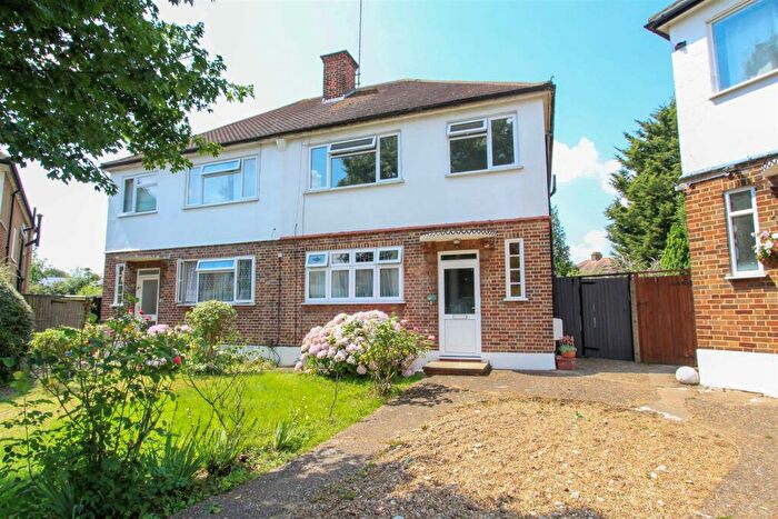2 Bedroom Maisonette To Rent In Imperial Close, Harrow, HA2