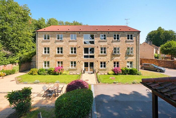 2 Bedroom Flat For Sale In Old Mill Lane, Clifford, Wetherby, West Yorkshire, LS23