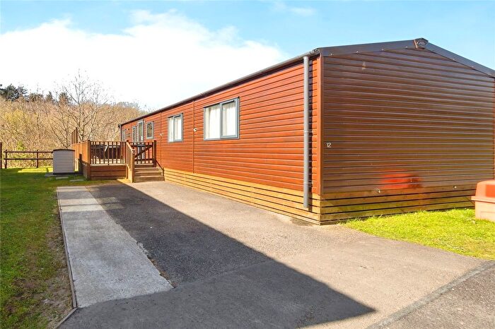 2 Bedroom Property For Sale In Chudleigh, Newton Abbot, Devon, TQ13