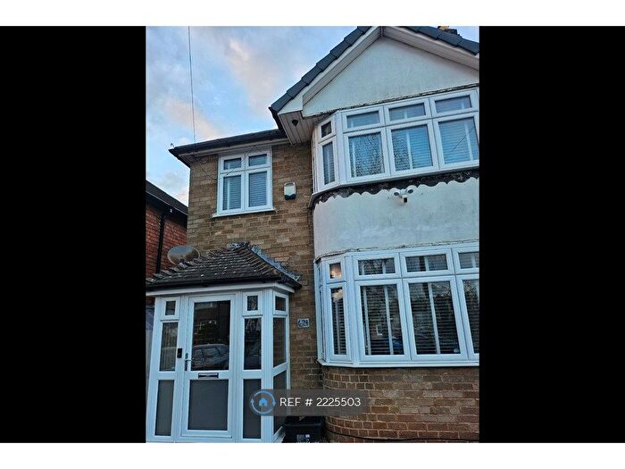 3 Bedroom Semi-Detached House To Rent In Colebrook Road, Shirley, Solihull, B90