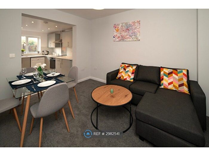 4 Bedroom Terraced House To Rent In Sandbach Road, Bristol, BS4