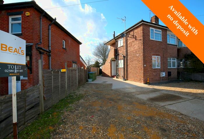 2 Bedroom Maisonette To Rent In No Deposit Option, Spring Road, Southampton, SO19